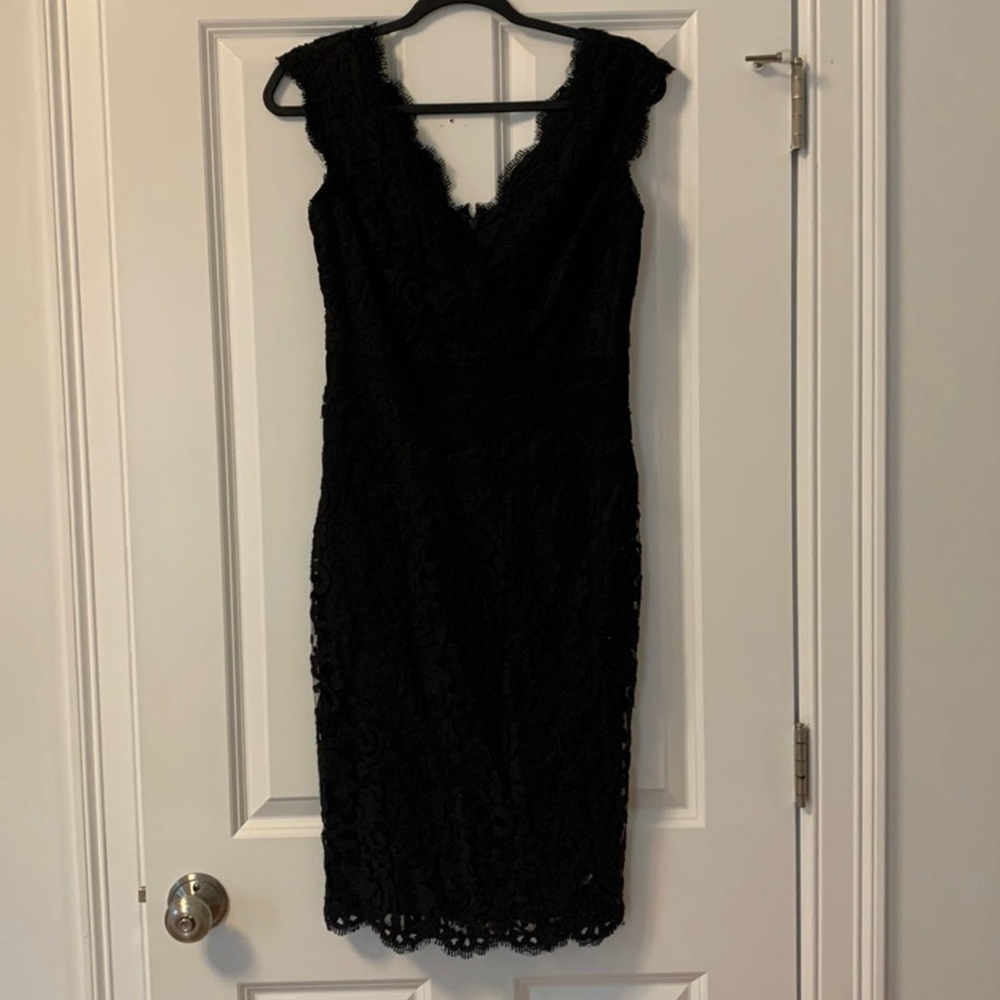 Tadashi shoji black lace dress